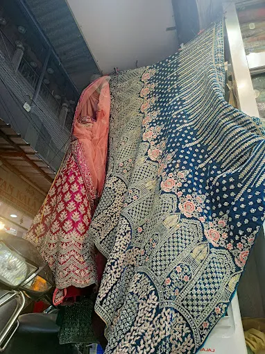 Kalapurna sarees